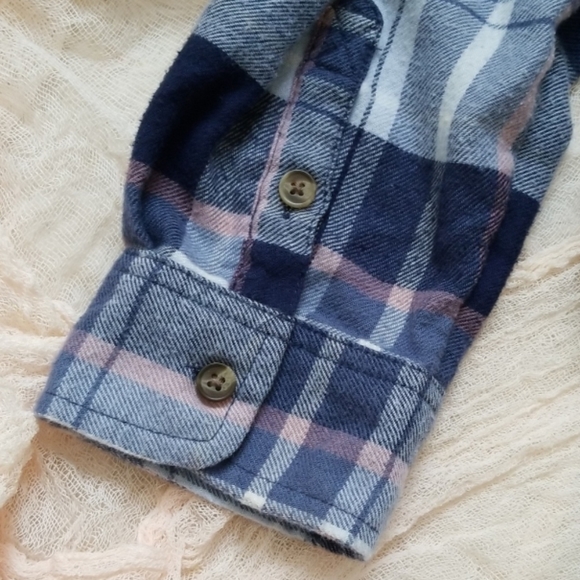 American Eagle boyfriend Flannel - Picture 5 of 6